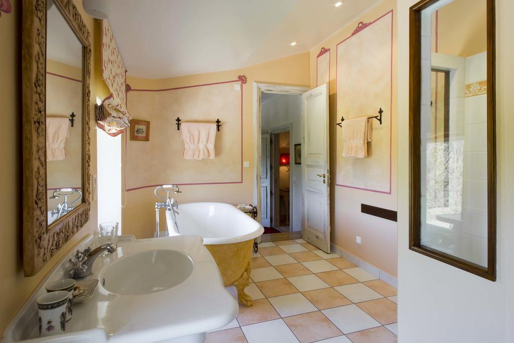 Bed and Breakfast Chateau Talaud Loriol-du-Comtat Zimmer foto